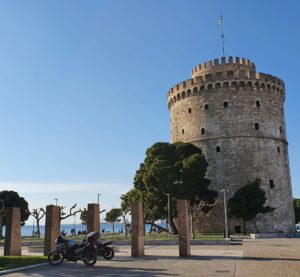 Blick auf den Weißen Turm in Thessaloniki