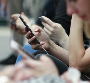 Smartphone in der Hand