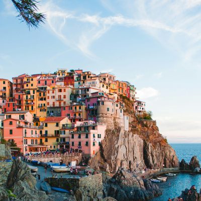 Blick auf die italienische Gegend "Cinque Terre"